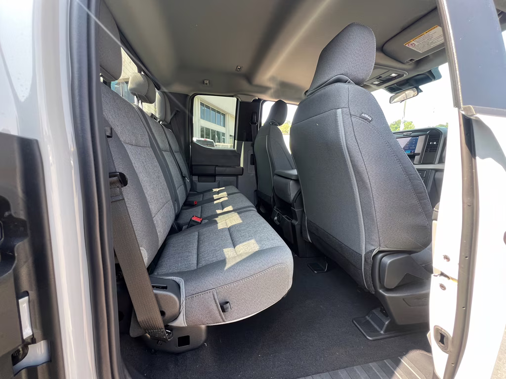 2026 Avalanche Ford Super Duty F-350 SRW XL 4X4 Truck