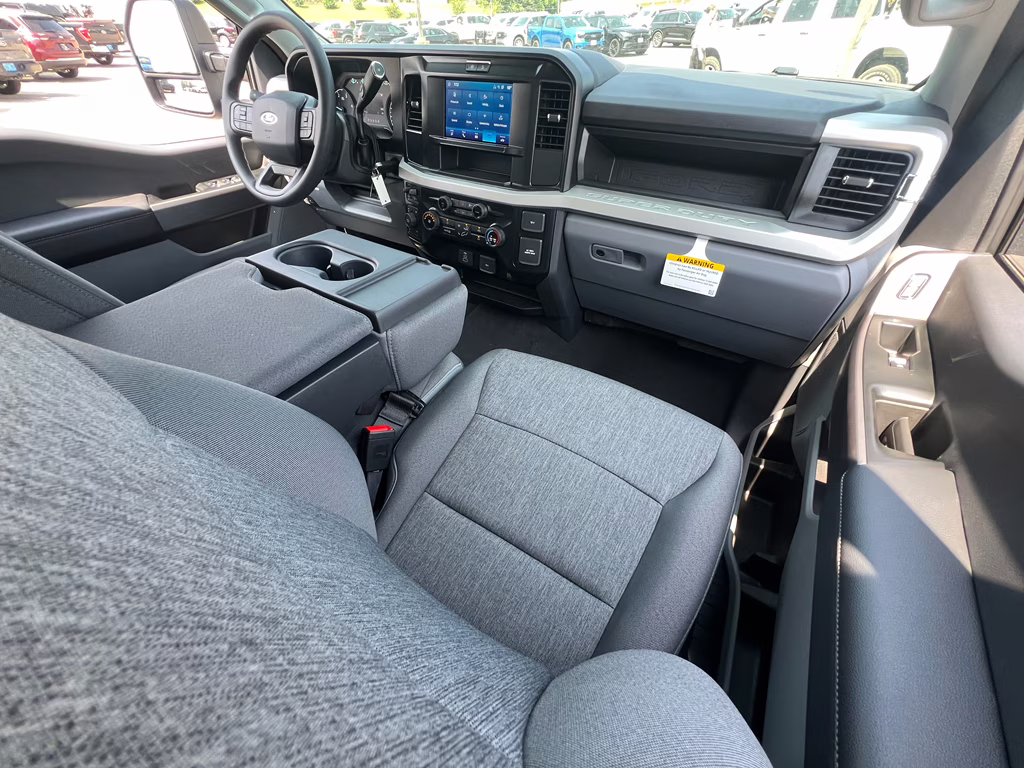 2026 Avalanche Ford Super Duty F-350 SRW XL 4X4 Truck