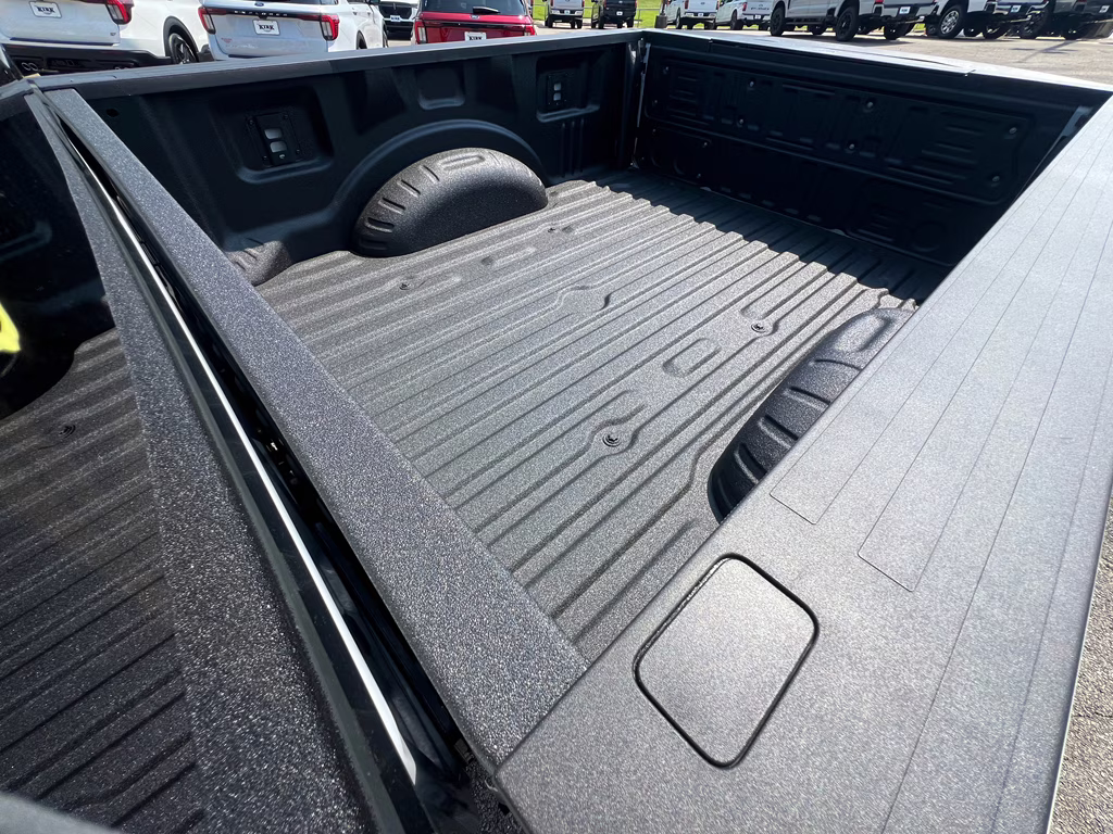 2026 Avalanche Ford Super Duty F-350 SRW XL 4X4 Truck