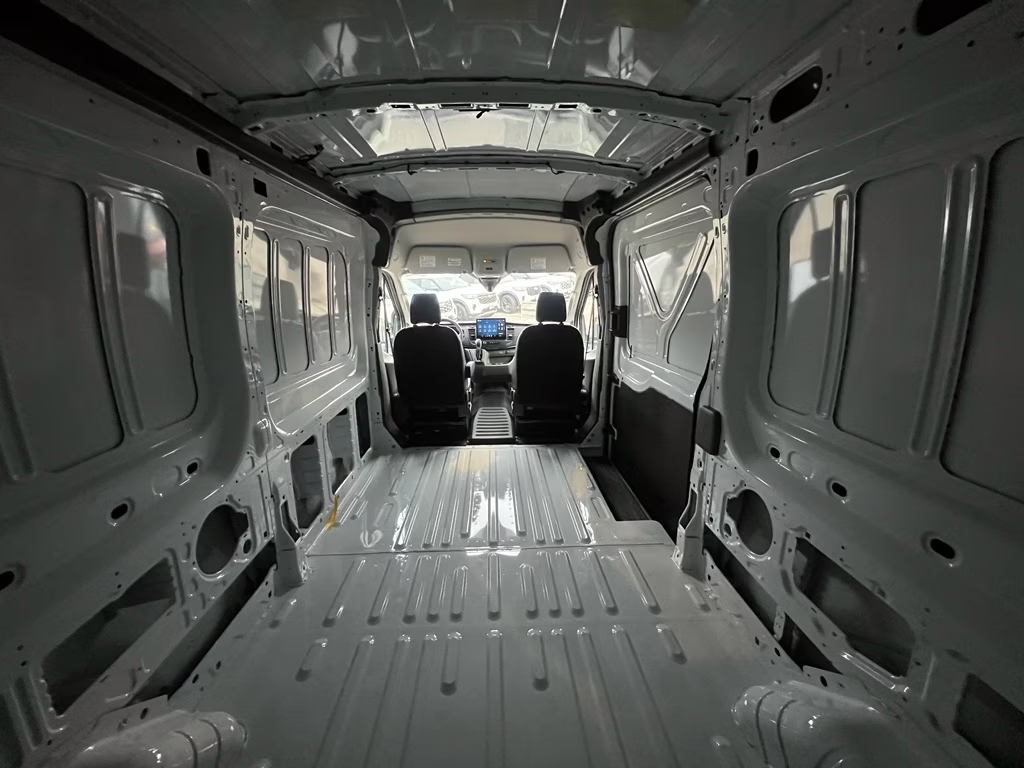 2026 Oxford White Ford Transit Van Base RWD Van