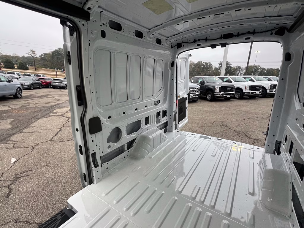 2026 Oxford White Ford Transit Van Base RWD Van