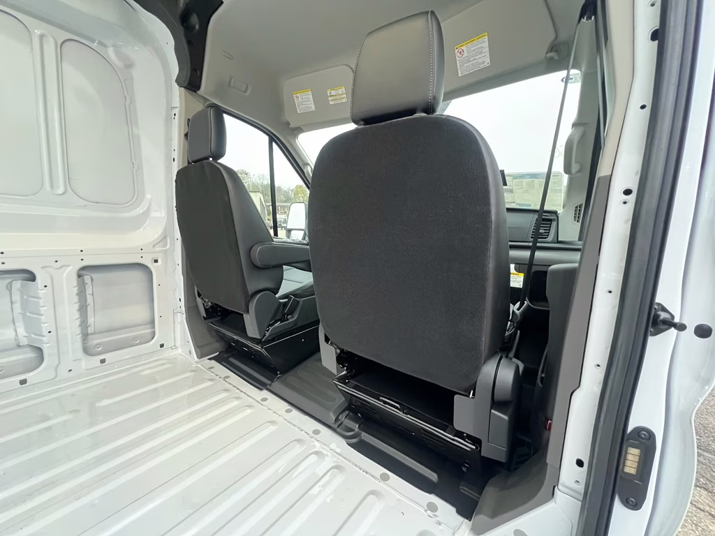 2026 Oxford White Ford Transit Van Base RWD Van