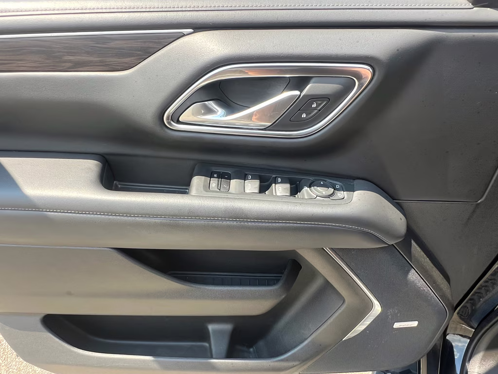 2021 Black Chevrolet Suburban Z71 4X4 SUV