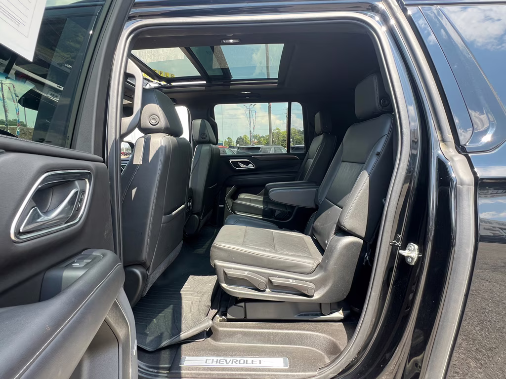 2021 Black Chevrolet Suburban Z71 4X4 SUV