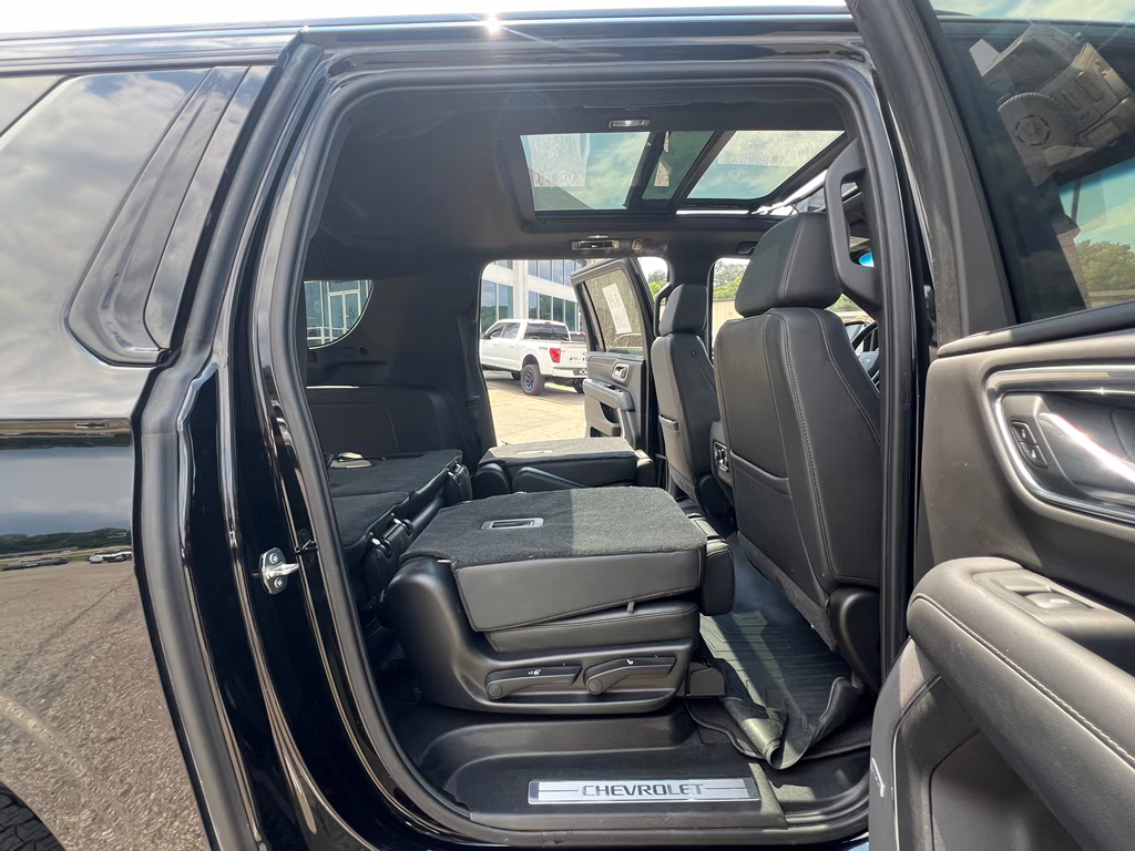 2021 Black Chevrolet Suburban Z71 4X4 SUV