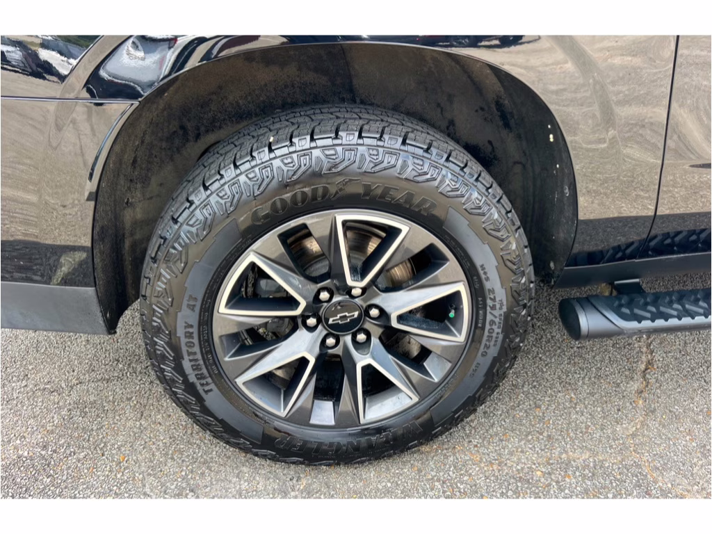 2021 Black Chevrolet Suburban Z71 4X4 SUV