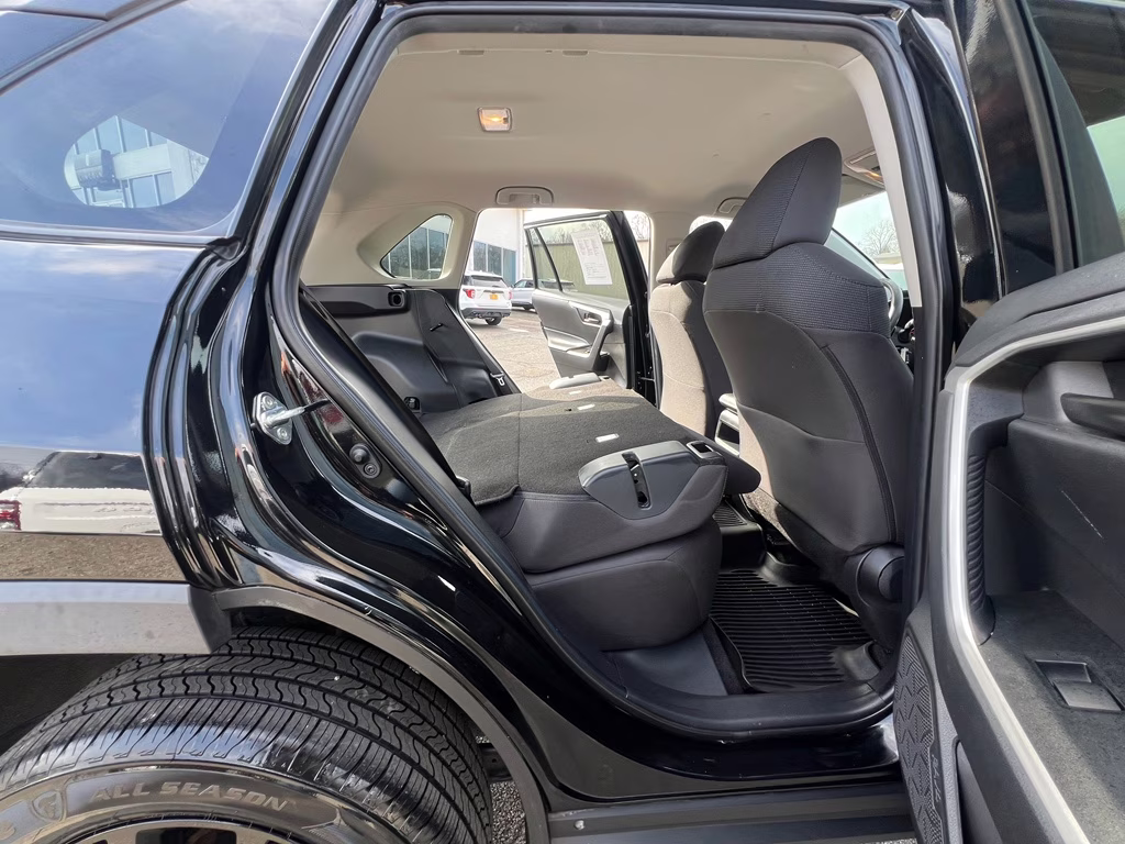 2021 Midnight Black Metallic Toyota RAV4 LE FWD SUV