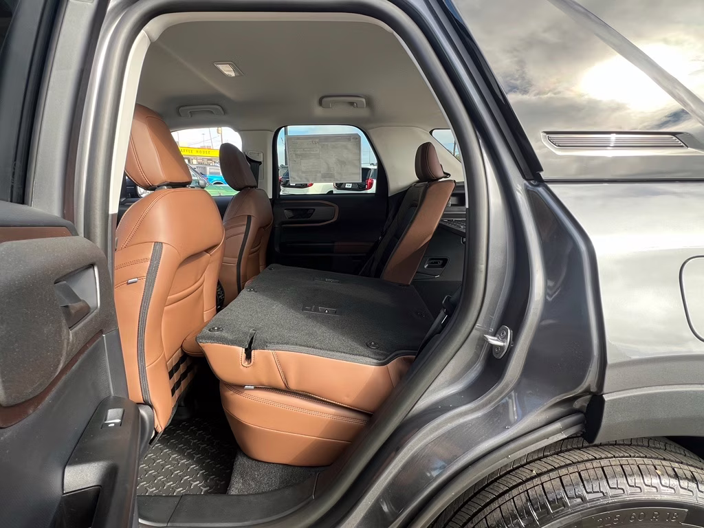 2025 Carbonized Gray Metallic Ford Bronco Sport Outer Banks 4X4 SUV