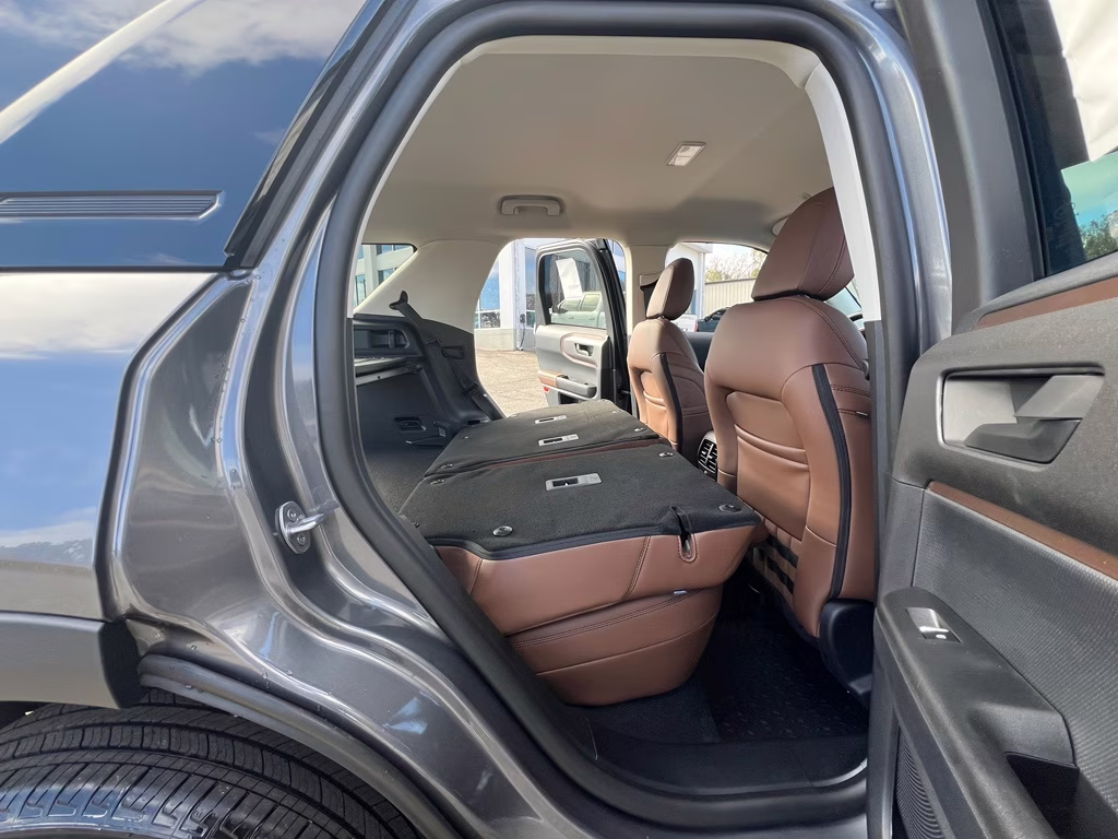 2025 Carbonized Gray Metallic Ford Bronco Sport Outer Banks 4X4 SUV