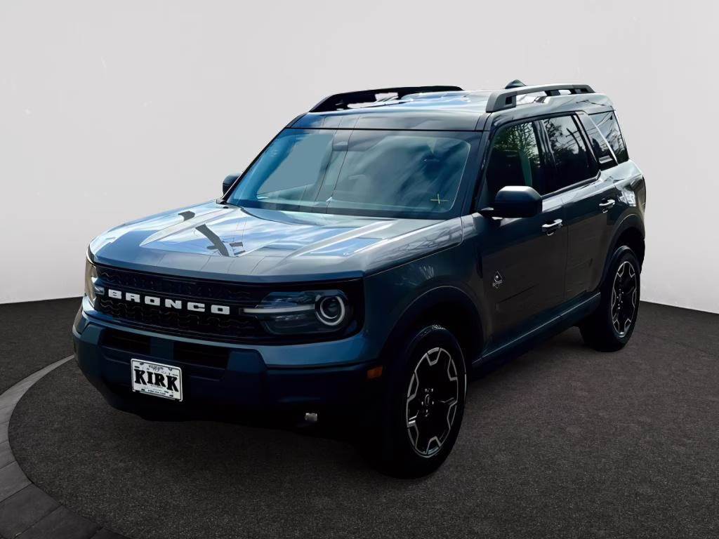 2025 Carbonized Gray Metallic Ford Bronco Sport Outer Banks 4X4 SUV