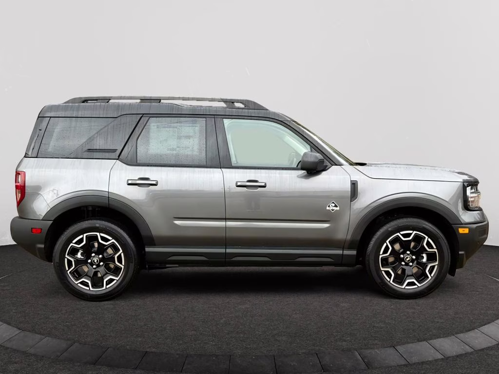 2025 Carbonized Gray Metallic Ford Bronco Sport Outer Banks 4X4 SUV