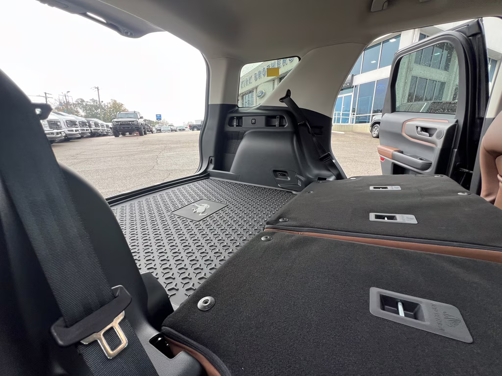 2025 Carbonized Gray Metallic Ford Bronco Sport Outer Banks 4X4 SUV