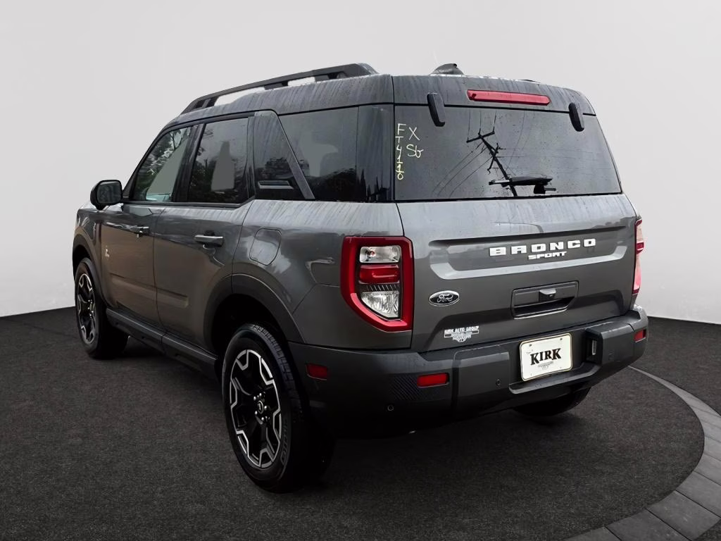 2025 Carbonized Gray Metallic Ford Bronco Sport Outer Banks 4X4 SUV