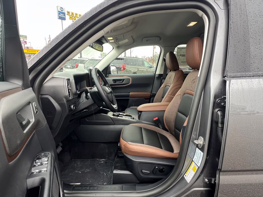 2025 Carbonized Gray Metallic Ford Bronco Sport Outer Banks 4X4 SUV