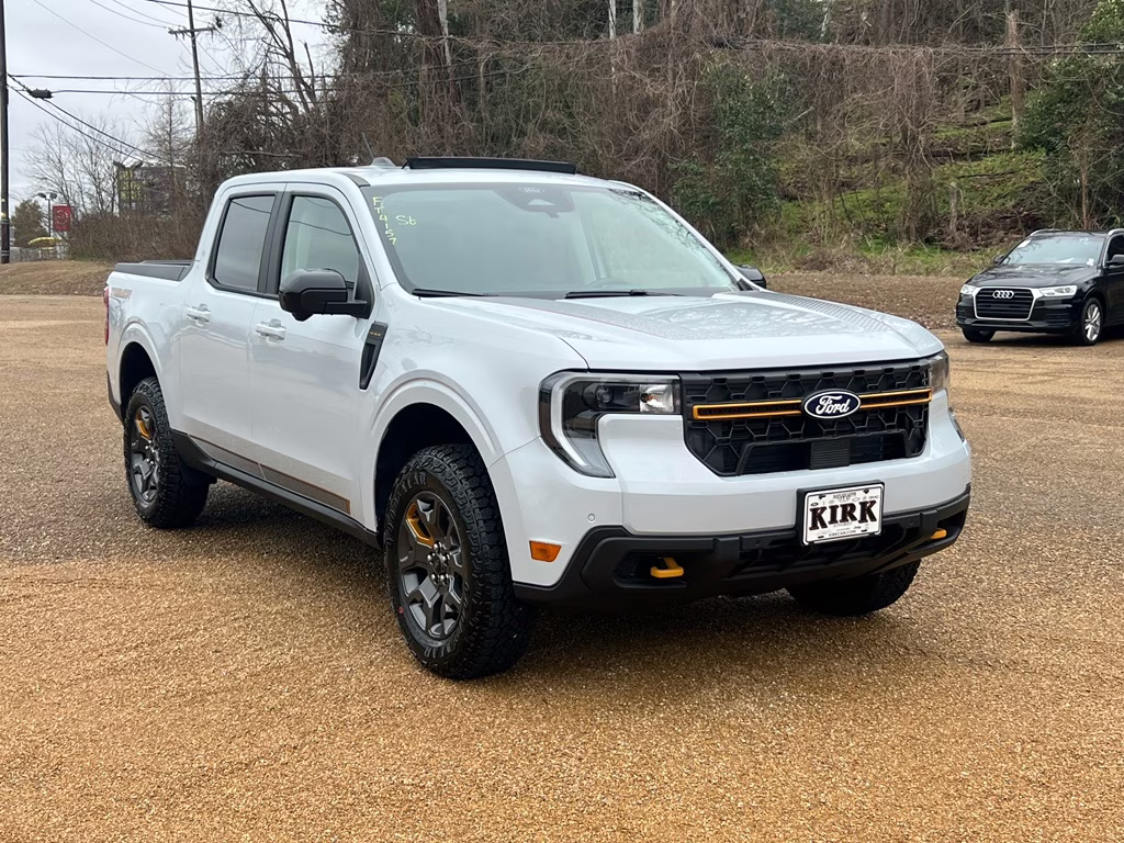 2026 Space White Metallic Ford Maverick Tremor AWD Truck