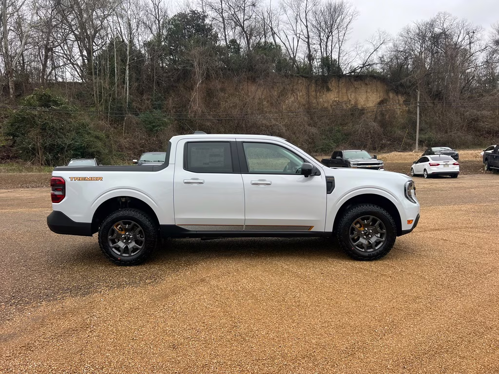 2026 Space White Metallic Ford Maverick Tremor AWD Truck
