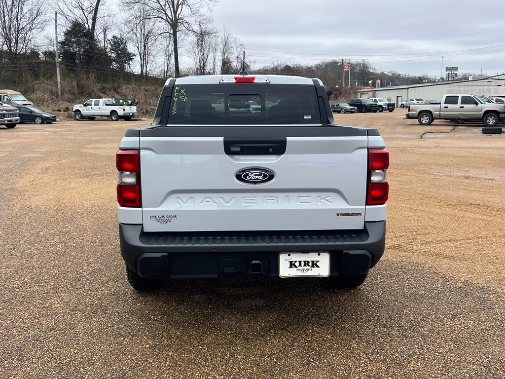 2026 Space White Metallic Ford Maverick Tremor AWD Truck