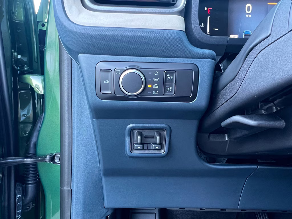 2025 Eruption Green Ford Maverick LARIAT AWD Truck