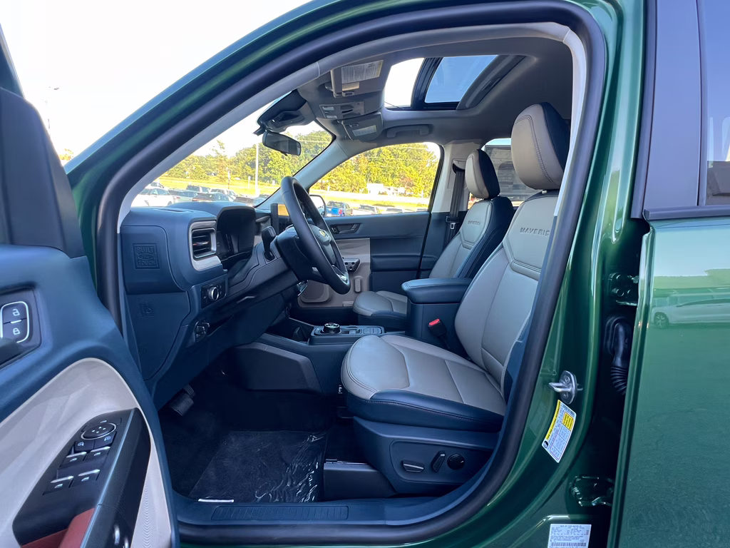 2025 Eruption Green Ford Maverick LARIAT AWD Truck