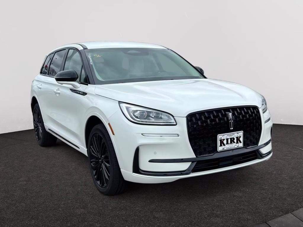 2025 Pristine White Metallic Tri-Coat Lincoln Corsair Reserve FWD SUV