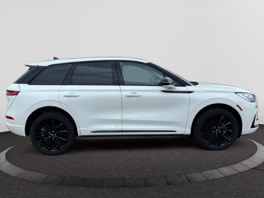 2025 Pristine White Metallic Tri-Coat Lincoln Corsair Reserve FWD SUV