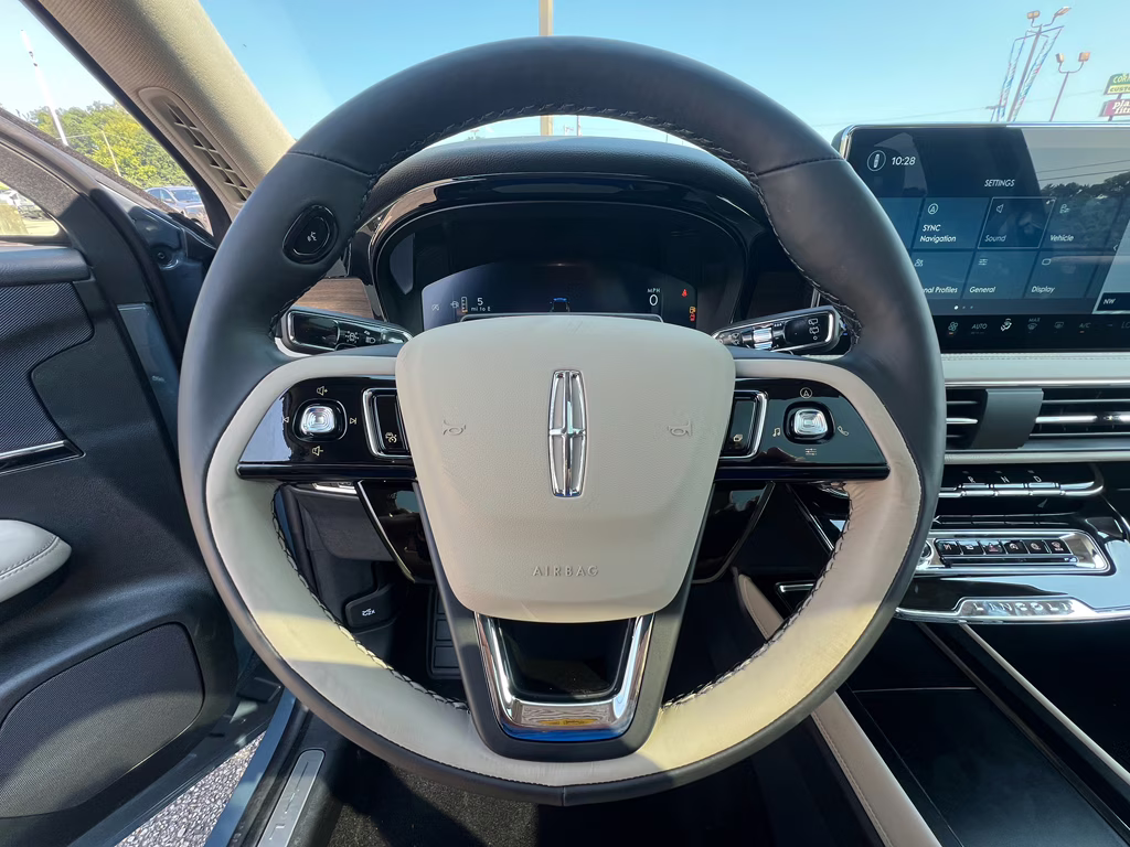2025 Whisper Blue Metallic Clearcoat Lincoln Corsair Reserve FWD SUV