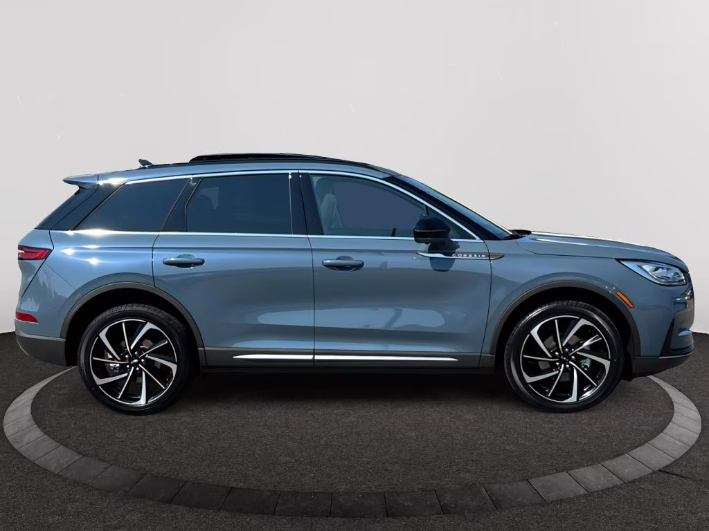 2025 Whisper Blue Metallic Clearcoat Lincoln Corsair Reserve FWD SUV