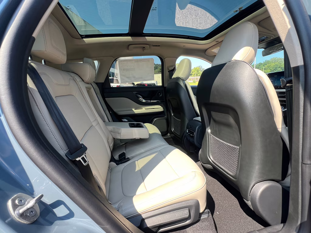 2025 Whisper Blue Metallic Clearcoat Lincoln Corsair Reserve FWD SUV
