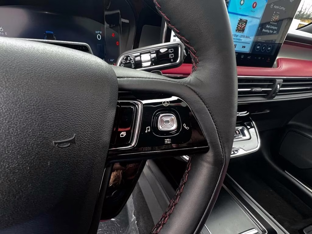 2025 Red Carpet Metallic Tinted Clearcoat Lincoln Corsair Reserve FWD SUV