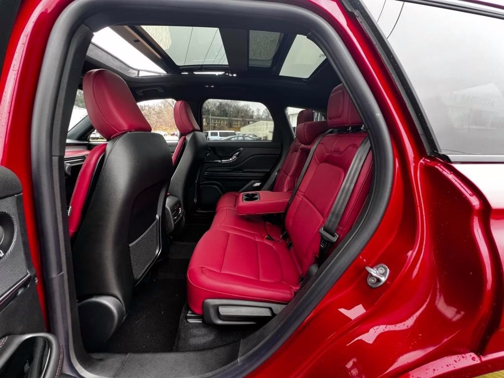 2025 Red Carpet Metallic Tinted Clearcoat Lincoln Corsair Reserve FWD SUV