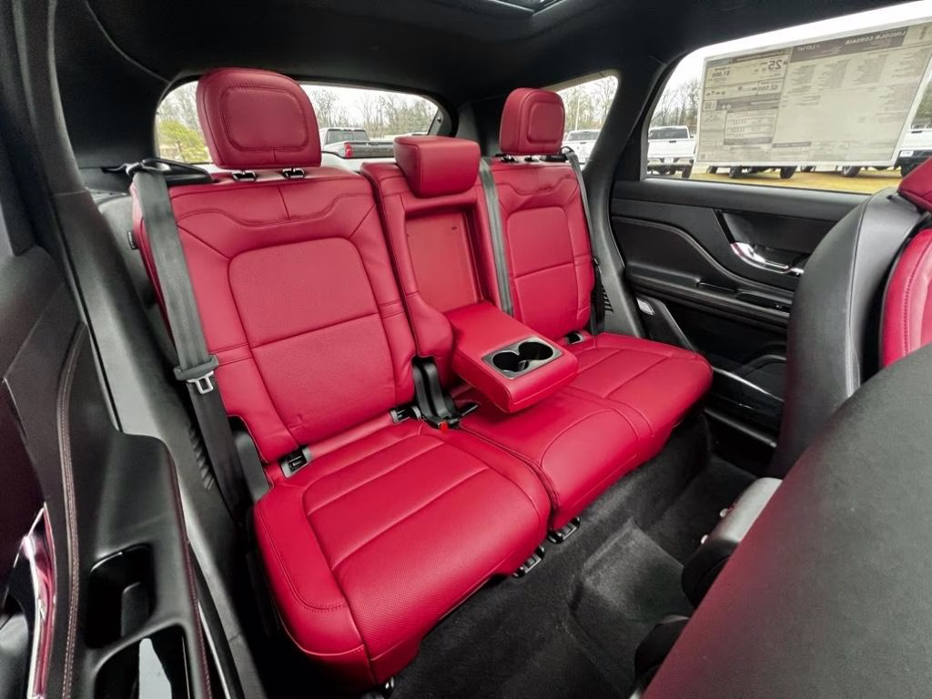 2025 Red Carpet Metallic Tinted Clearcoat Lincoln Corsair Reserve FWD SUV