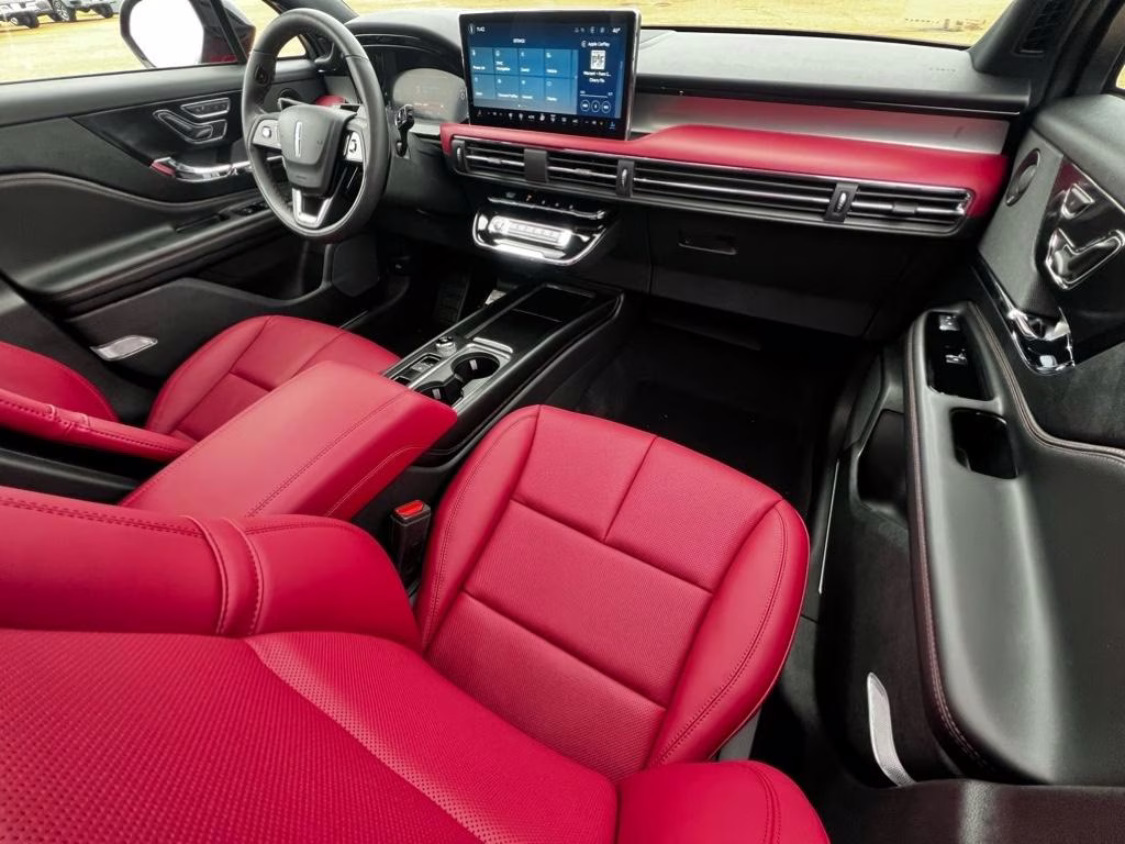 2025 Red Carpet Metallic Tinted Clearcoat Lincoln Corsair Reserve FWD SUV