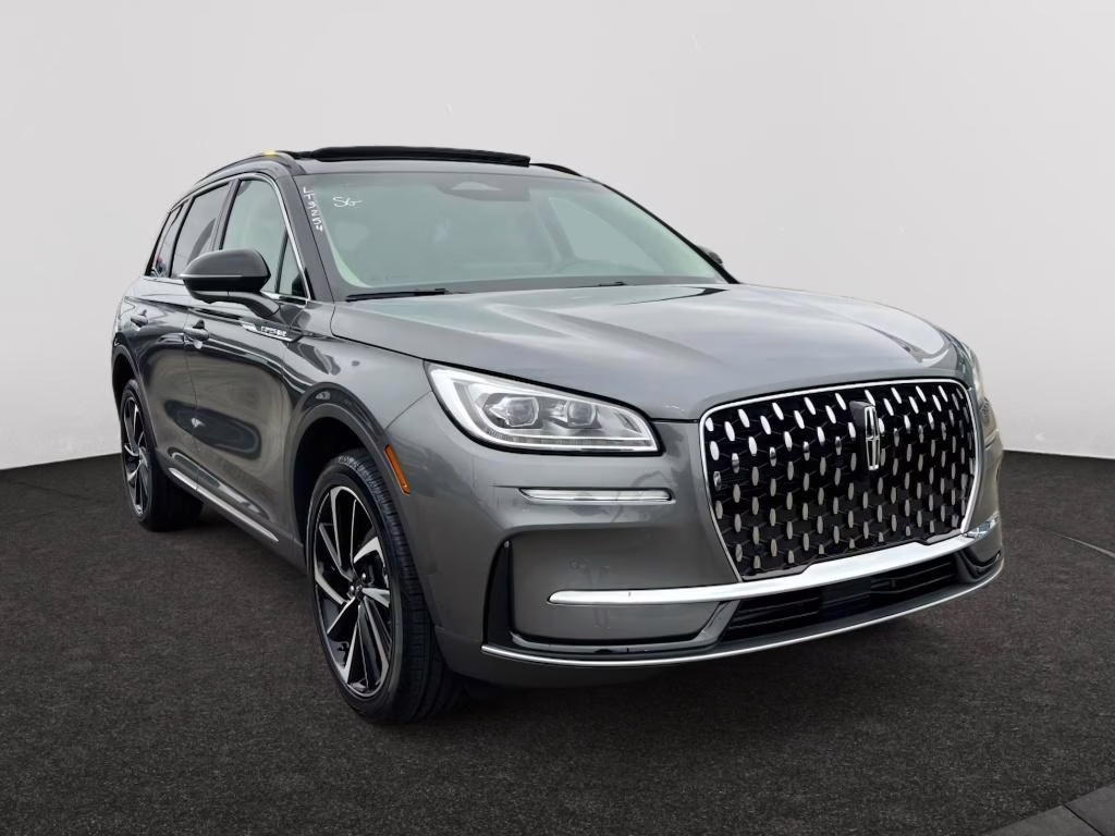 2025 Asher Gray Metallic Clearcoat Lincoln Corsair Reserve FWD SUV