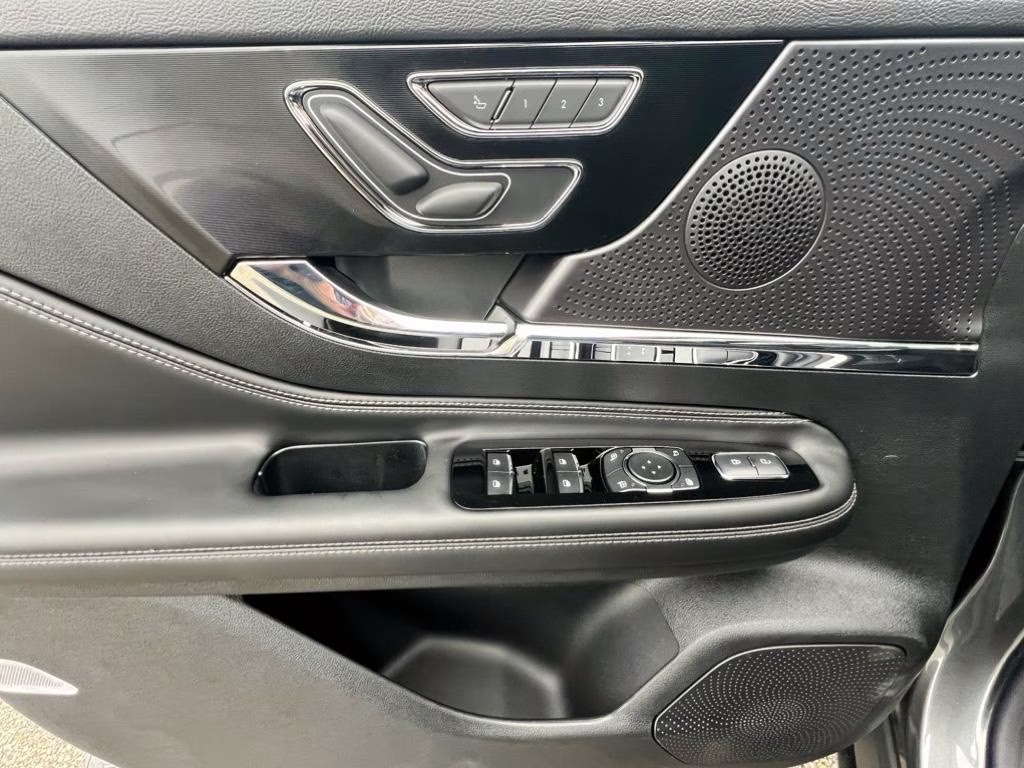 2025 Asher Gray Metallic Clearcoat Lincoln Corsair Reserve FWD SUV