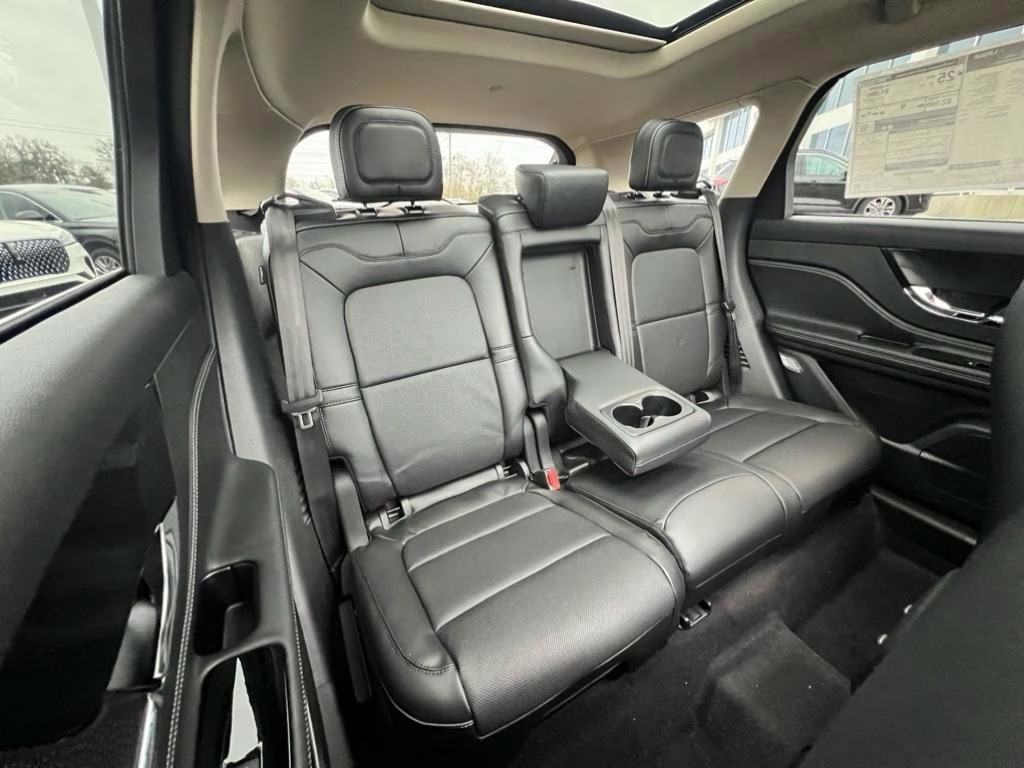 2025 Asher Gray Metallic Clearcoat Lincoln Corsair Reserve FWD SUV