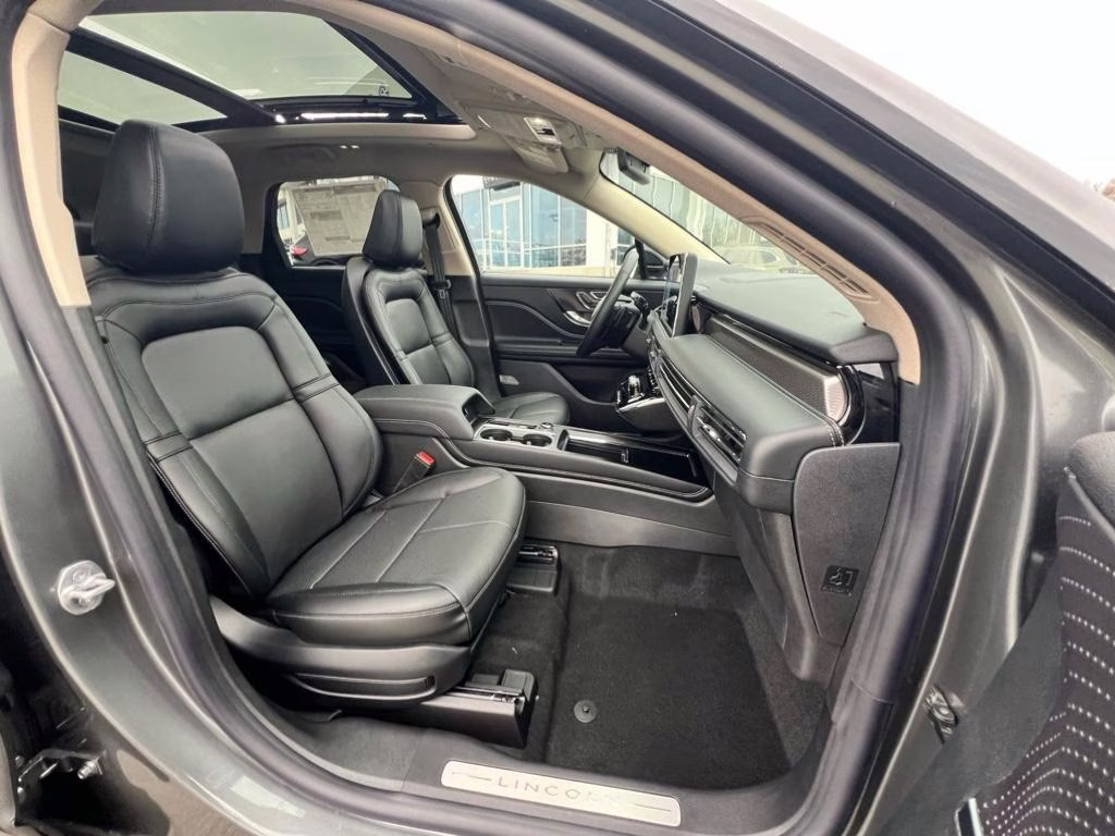 2025 Asher Gray Metallic Clearcoat Lincoln Corsair Reserve FWD SUV