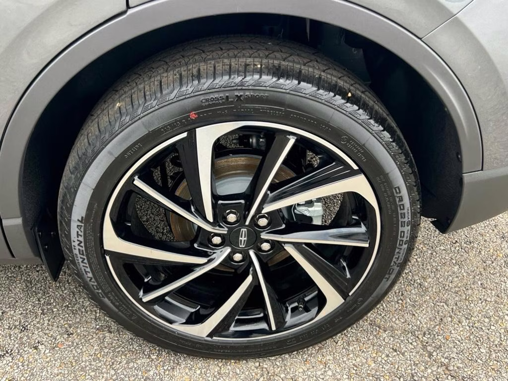 2025 Asher Gray Metallic Clearcoat Lincoln Corsair Reserve FWD SUV