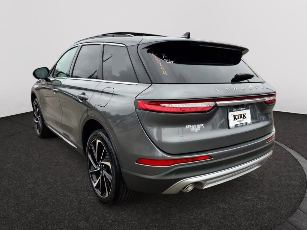 2025 Asher Gray Metallic Clearcoat Lincoln Corsair Reserve FWD SUV