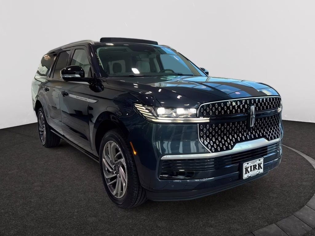 2025 Flight Blue Metallic Clearcoat Lincoln Navigator L Reserve 4X4 SUV