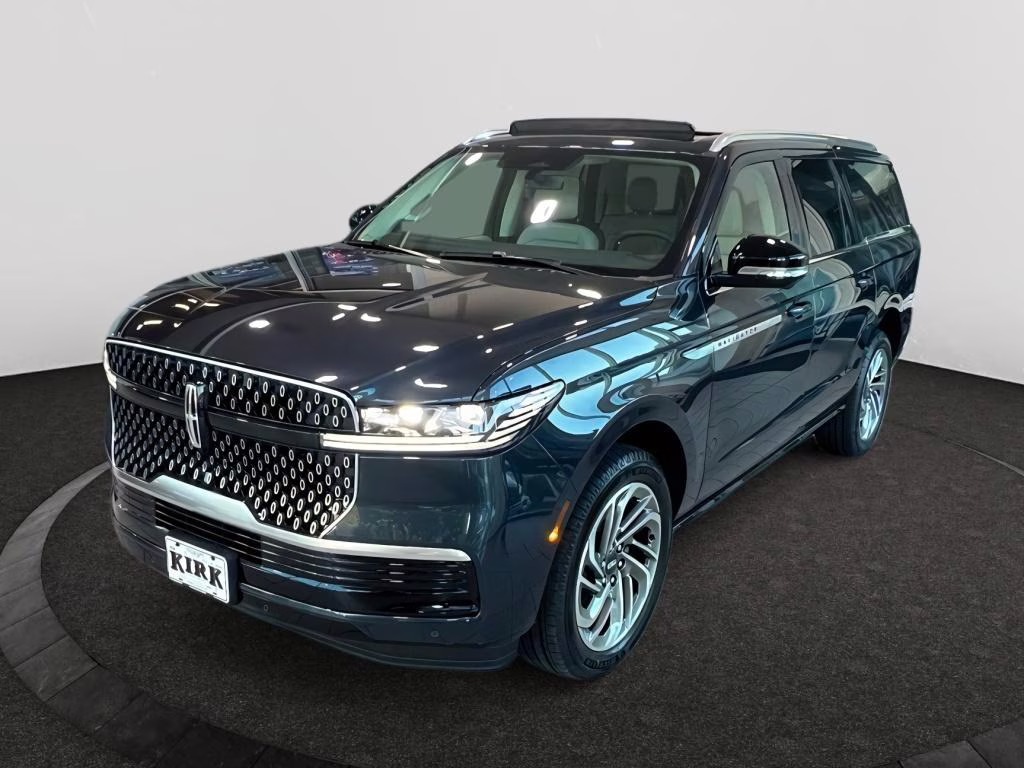 2025 Flight Blue Metallic Clearcoat Lincoln Navigator L Reserve 4X4 SUV