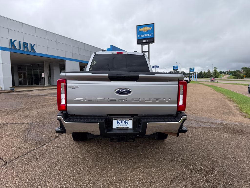 2024 Iconic Silver Metallic Ford Super Duty F-250 SRW XL 4X4 Truck