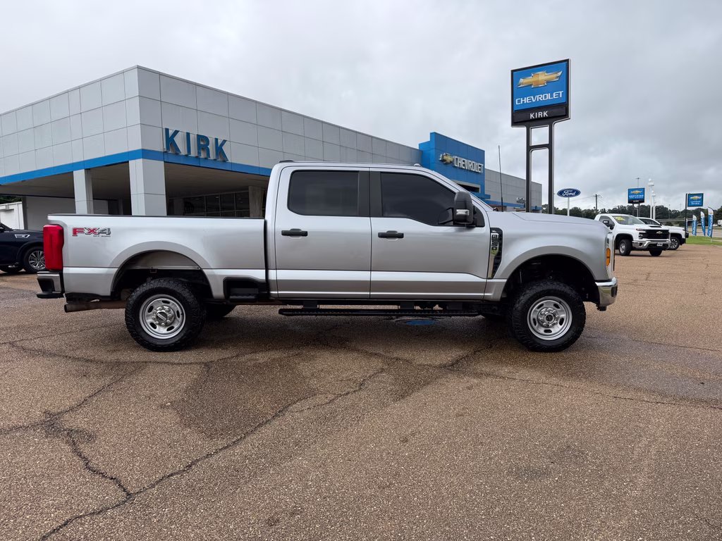 2024 Iconic Silver Metallic Ford Super Duty F-250 SRW XL 4X4 Truck
