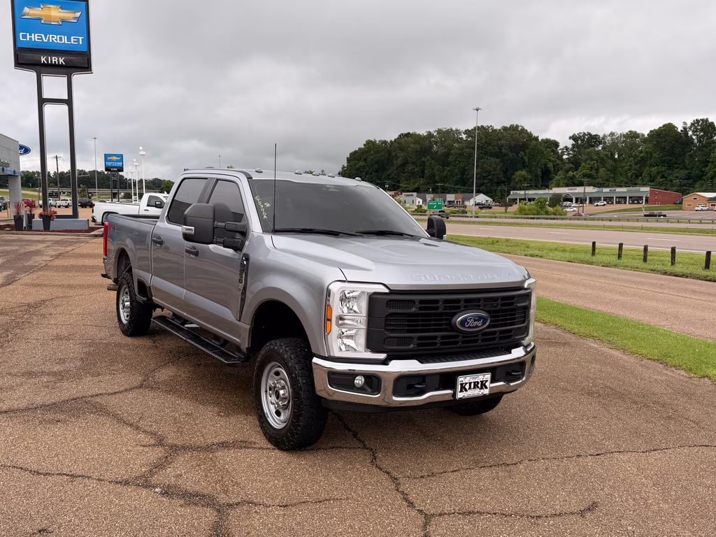 2024 Iconic Silver Metallic Ford Super Duty F-250 SRW XL 4X4 Truck