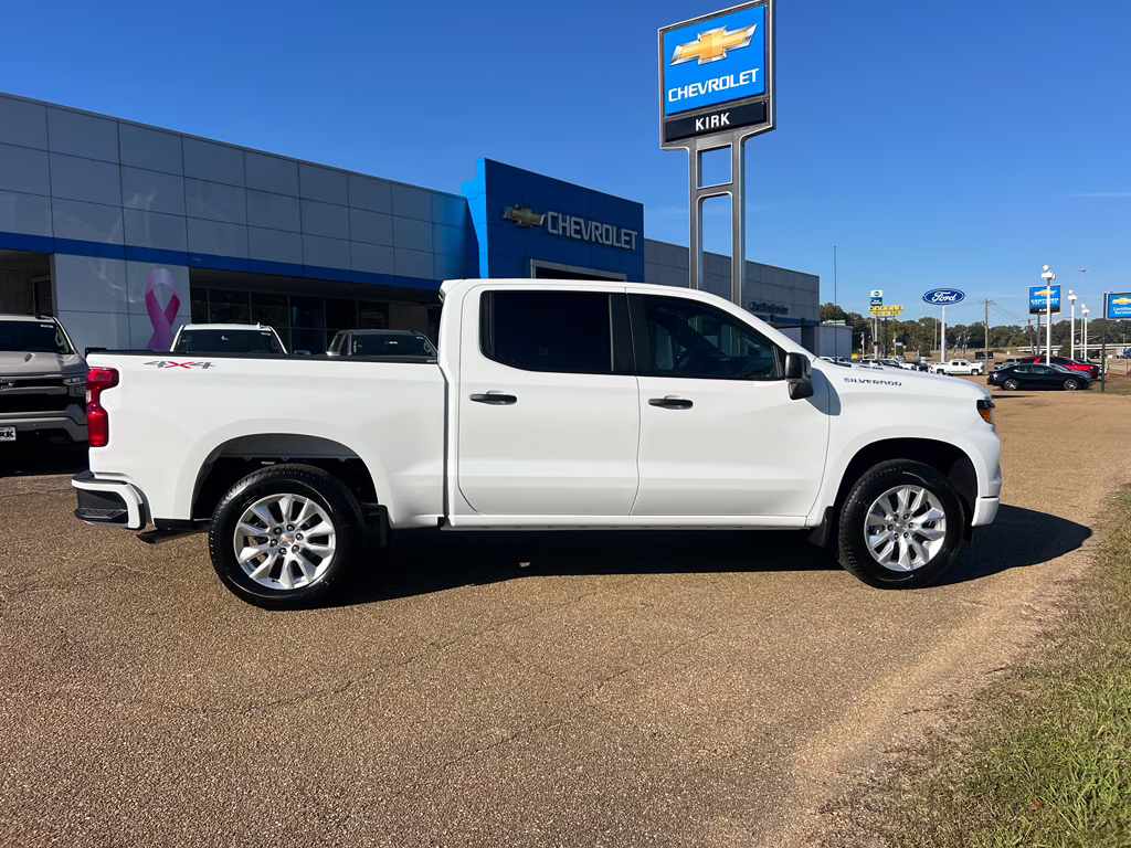 2026 Summit White Chevrolet Silverado Custom 4X4 Truck