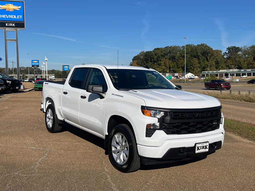 2026 Summit White Chevrolet Silverado Custom 4X4 Truck