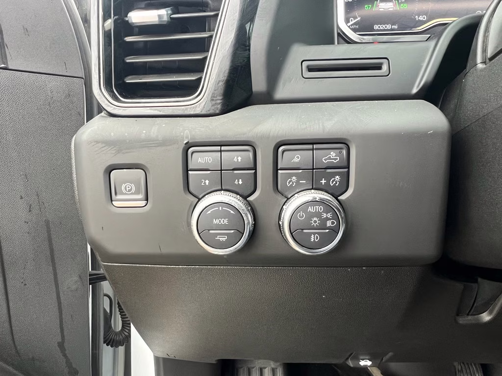 2024 Summit White GMC Sierra AT4 4X4 Truck