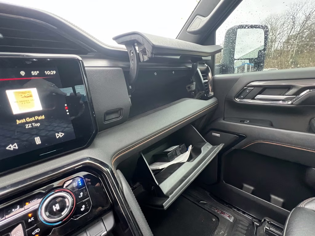 2024 Summit White GMC Sierra AT4 4X4 Truck