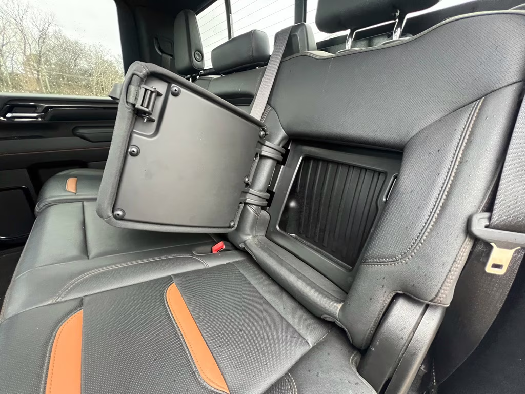 2024 Summit White GMC Sierra AT4 4X4 Truck