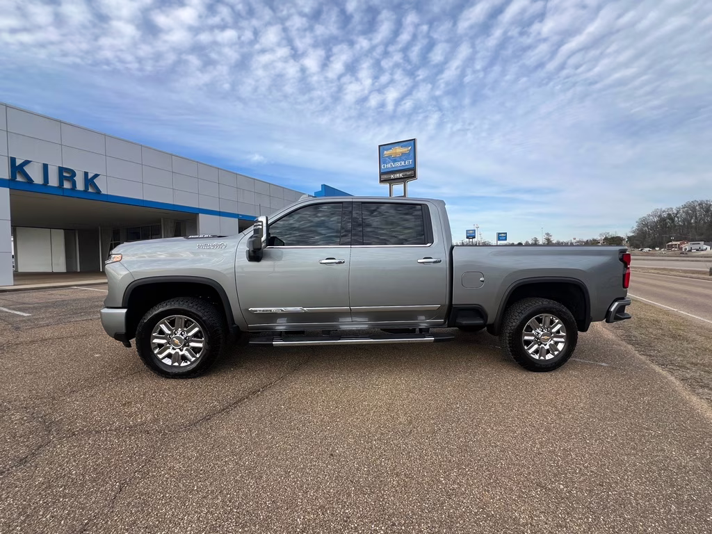 2026 Sterling Gray Metallic Chevrolet Silverado High Country 4X4 Truck