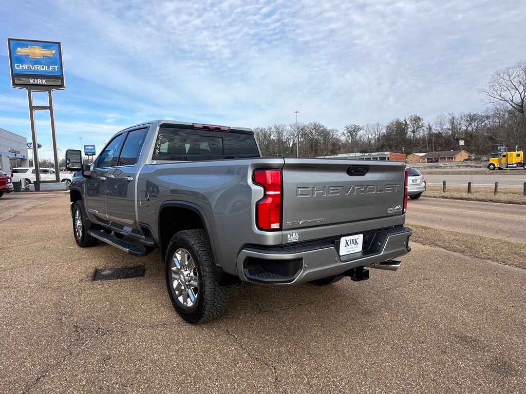 2026 Sterling Gray Metallic Chevrolet Silverado High Country 4X4 Truck